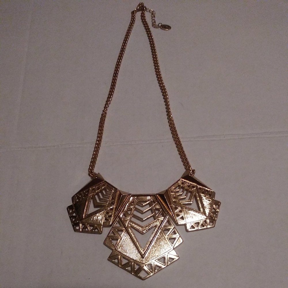 ETC! GoldTone Chunky Chain Statement Necklace geom